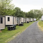 Ardenparks Petite Suisse Parque de Campismo *