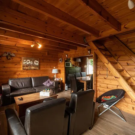 Arden Parks Petite Suisse