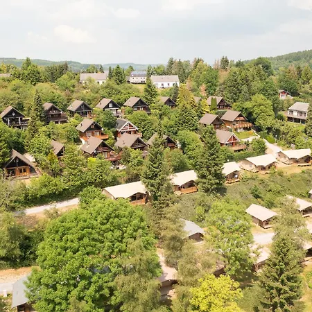 Arden Parks Petite Suisse مكان تخييم Dochamps