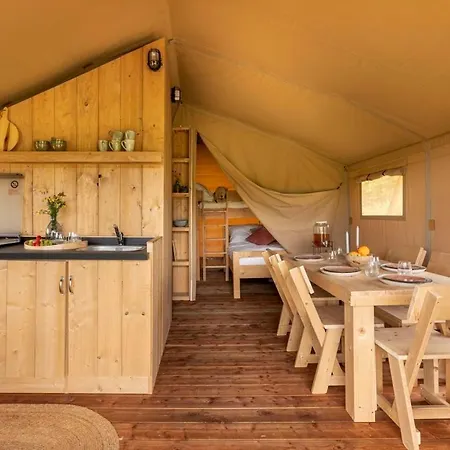 Petite Suisse Camping Dochamps